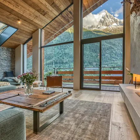 Beautiful With Jacuzzi In Chamonix